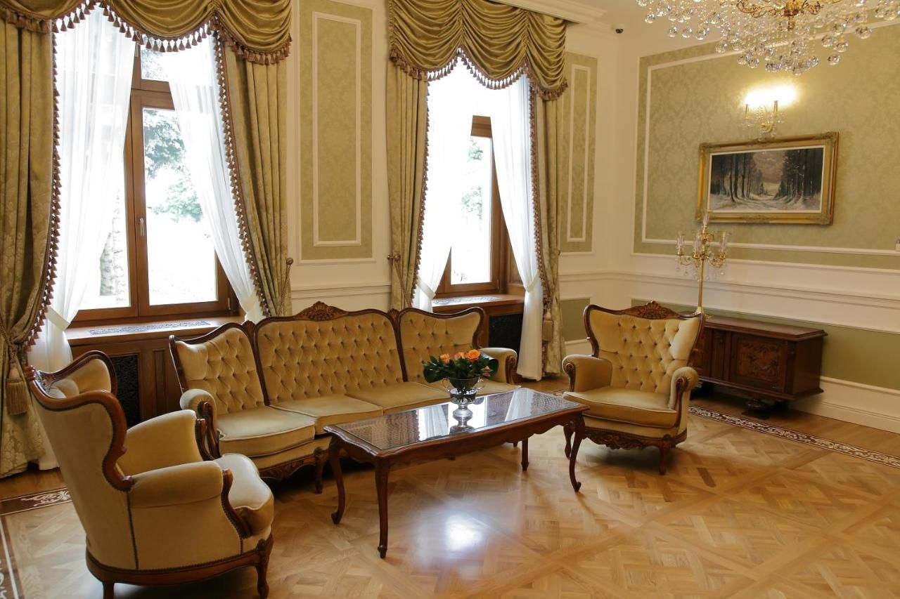 Отель Pałac Mortęgi Hotel & SPA Lubawa